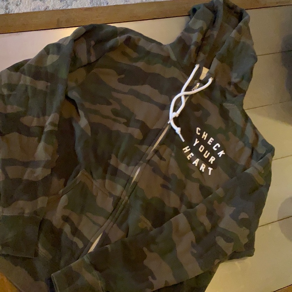 Size small camo - check your heart zip up
